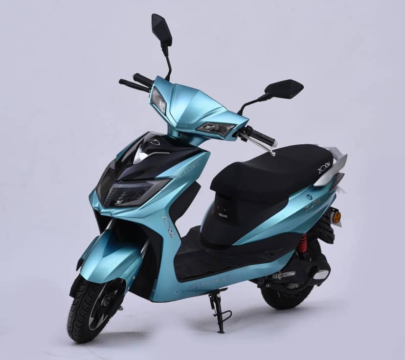 Kinetic Green Zoom
