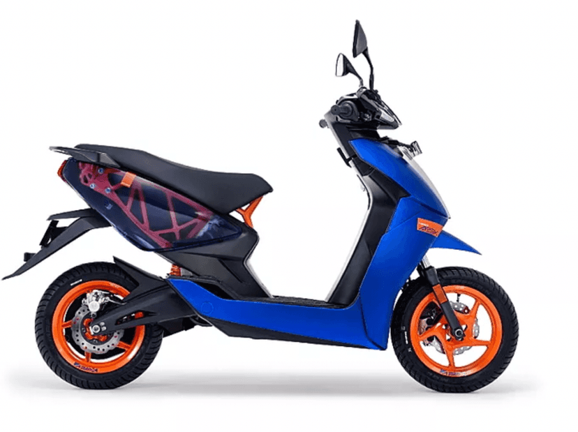 Ather 450 apex side 