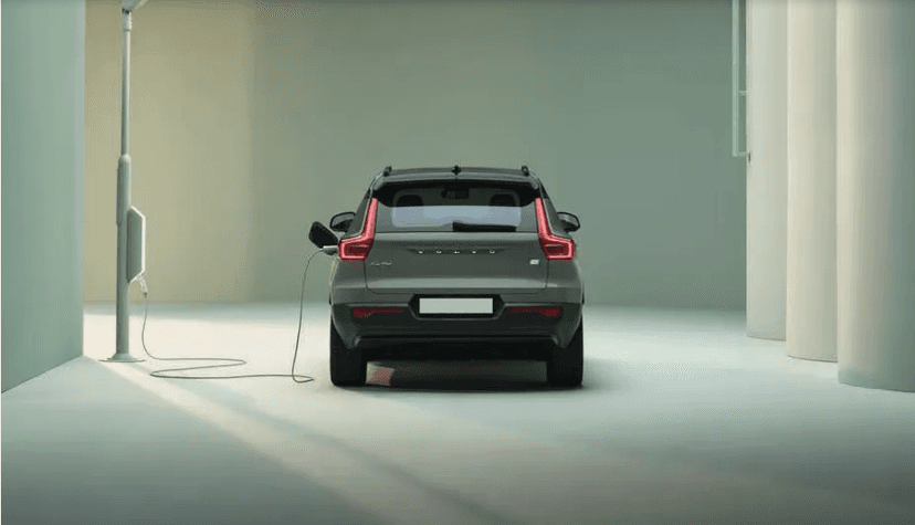 Volvo-XC40-Recharge-Ev-Rear View