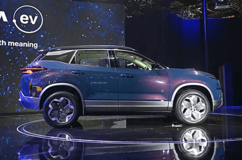 Tata Harrier EV Unveiled: AWD, Stealth Design, and Premium Tech