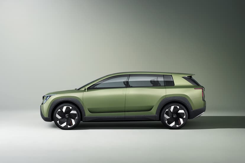 Skoda Vision 7S Concept Unveiled at the Bharat Mobility Show