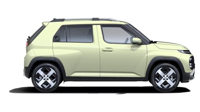 Exterior Hyundai_INSTER_2024_Exterior_SHOT07_Side_16x9.avif