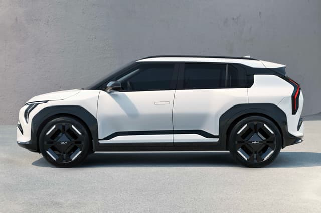 Exterior Kia EV3- Side view.jpeg