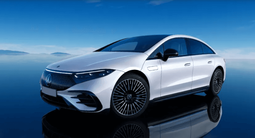 Mercedes-Benz-EQS-EV-Front Left Side