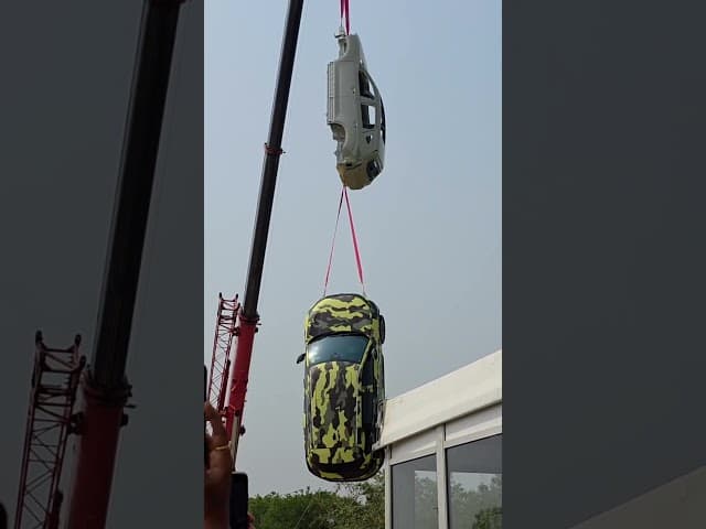 Tata hoisted a fully equipped Harrier.ev off the ground! #EVFY #HarrierEV