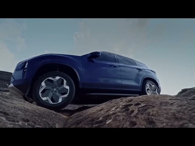 @tata.evofficial Harrier.ev presents the Elephant rock challenge . Comment below what you think.