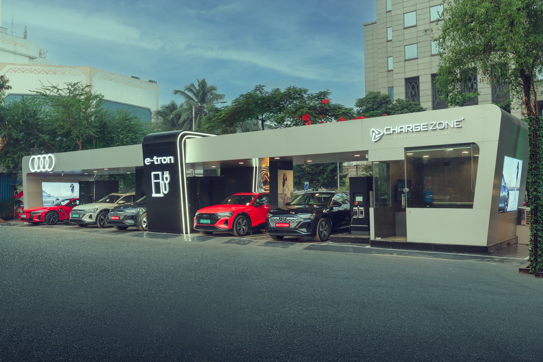 https://s3.ap-south-1.amazonaws.com/evfy.bucket1/Audi India's Ultra-Fast Charging Station.jpg