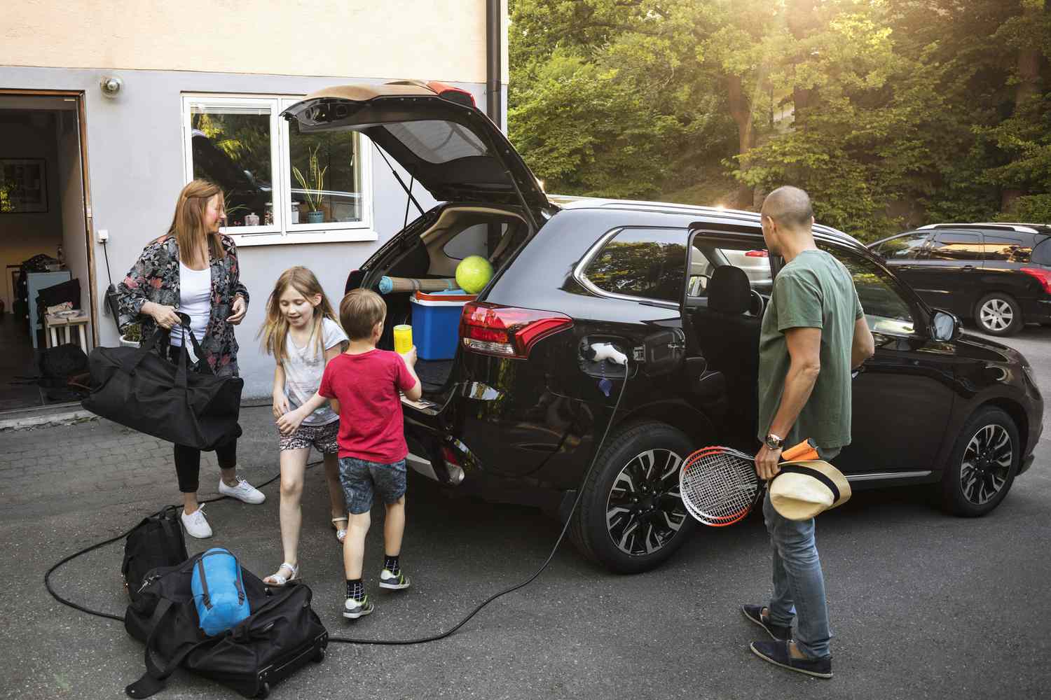 https://s3.ap-south-1.amazonaws.com/evfy.bucket1/ev road trip.jpeg