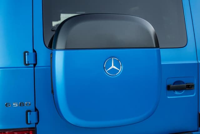Mercedes-Benz G 580 back