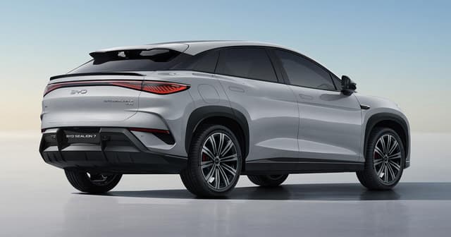 Exterior 2-byd-sealion-7-rear.jpg
