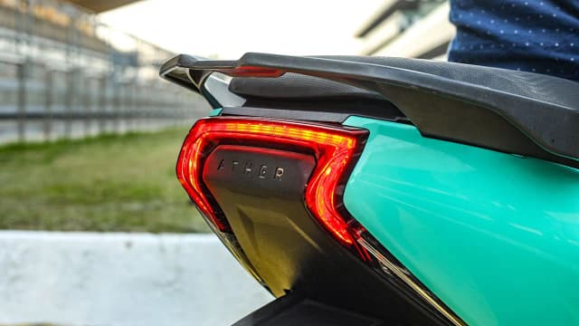 bike Ather-450X-Rear-Light.webp