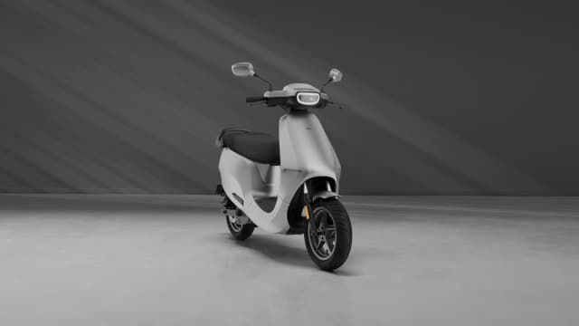 bike Buying_Floor_S1ProPlus_ISliver0003.webp