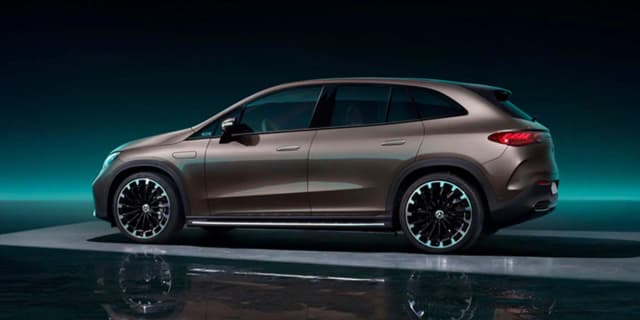 Exterior EQE-SUV-Side.webp
