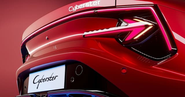 Exterior MG_Cyberster_529788878b.jpg