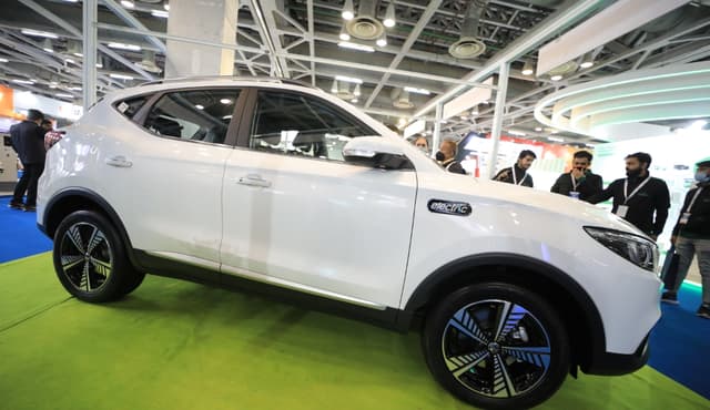 Morris Garages_ZS EV_Exclusive AT14
