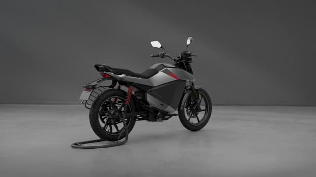 bike RoadsterX_BF_V6_SILVER_RED0004.webp