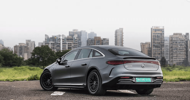 Mercedes-Benz-AMG-EQS-Ev-Left Front Three Quarter