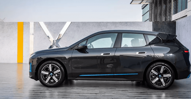 BMW-iX-Left Side View