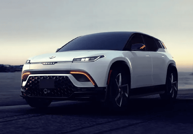 Fisker-Ocean-Ev-Front Left Side