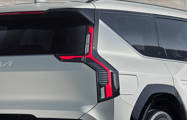 Kia-EV9-Taillight