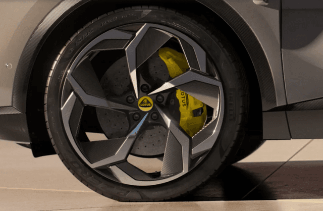 Lotus-Eletre-Wheel