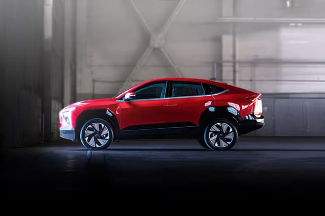 Exterior XEV 9e-side-view-(left).avif