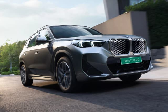 Exterior front-comfort-suspension-ix1_3to2.webp