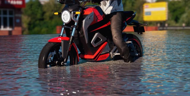 bike highest water wading.webp