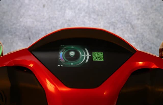 bike instrument-cluster.webp