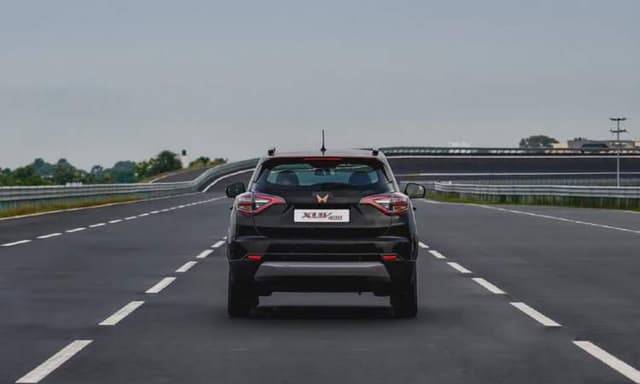 mahindra_xuv400_8