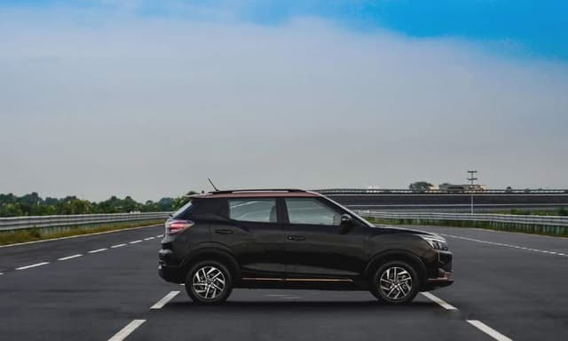 mahindra_xuv400_9