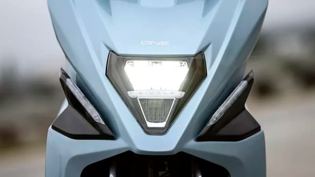 bike one-head-light-2.webp