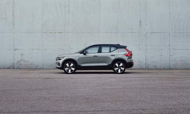 volvo_xc40-recharge_3